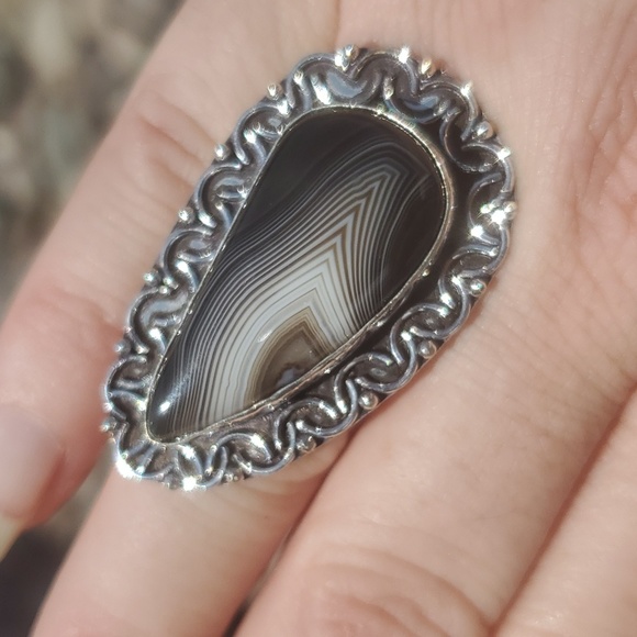 New Oversized Banded Agate 925 Silver Ring. - Picture 9 of 15